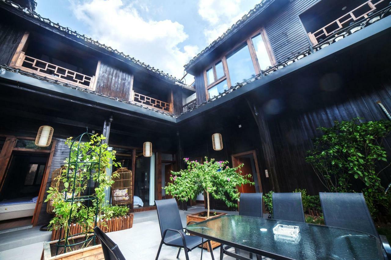 Fenghuang Slowly Time Inn Экстерьер фото