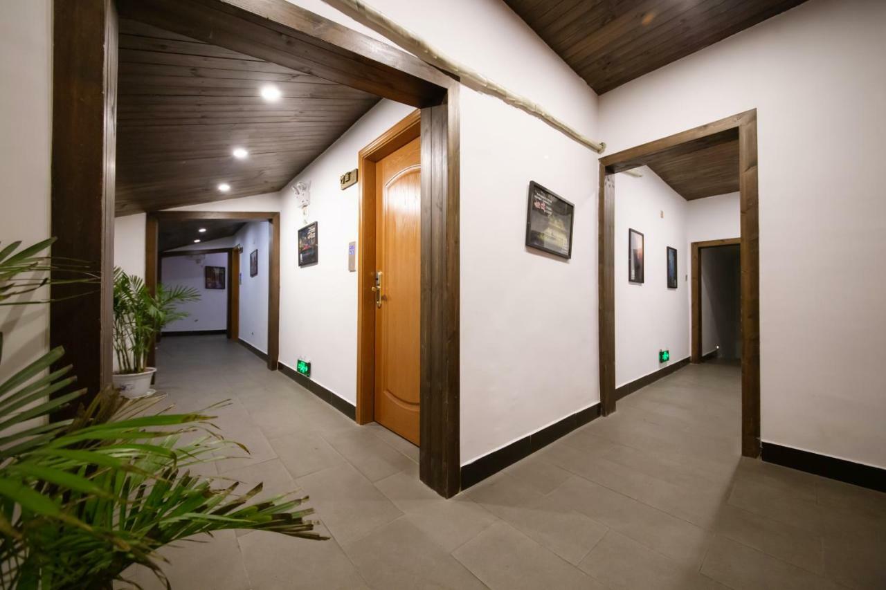 Fenghuang Slowly Time Inn Экстерьер фото