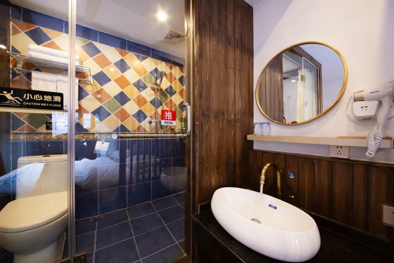 Fenghuang Slowly Time Inn Экстерьер фото